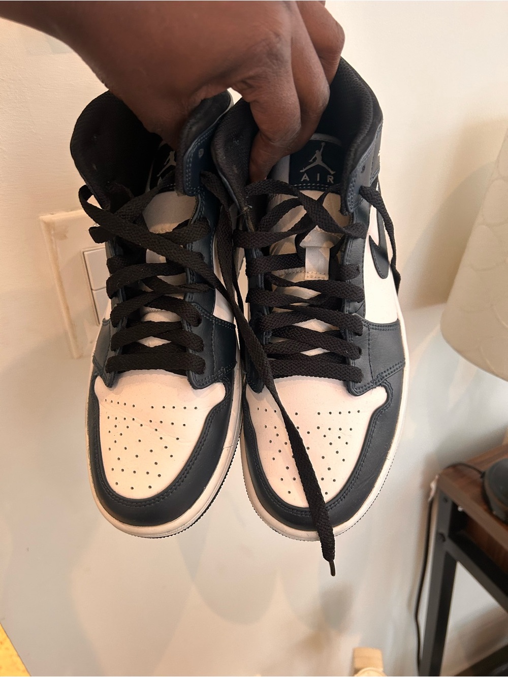 Jordan Air 1 Mid Men’s Sneakers — White & Dark Navy - Picture 3 of 4